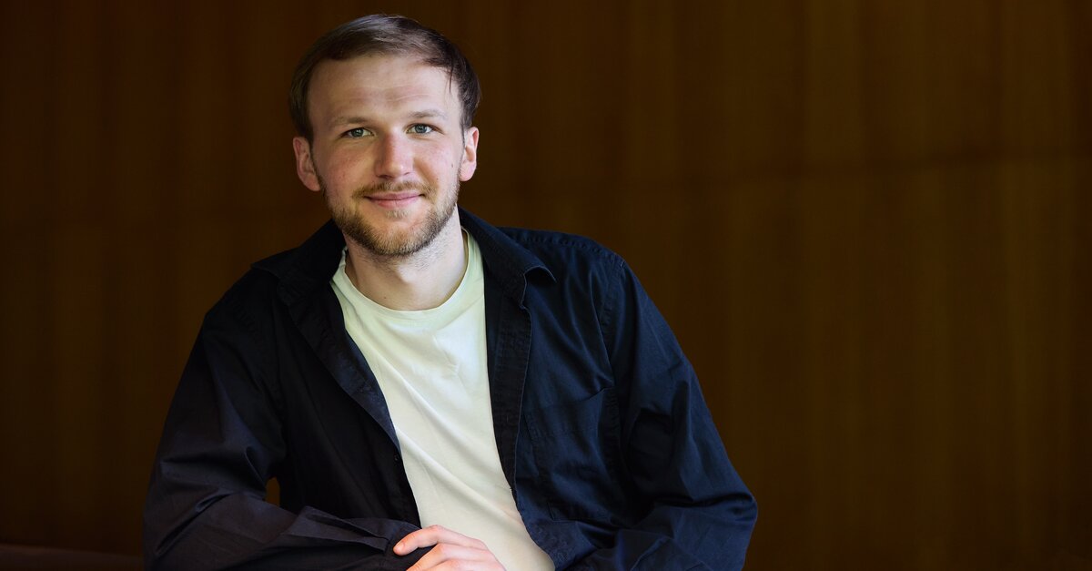 Alfred-Kerr-Darstellerpreis für Nikita Buldyrski - Universität Mozarteum