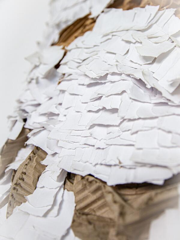 Papierwerkstatt, Detail auf viele Papierschnipsel