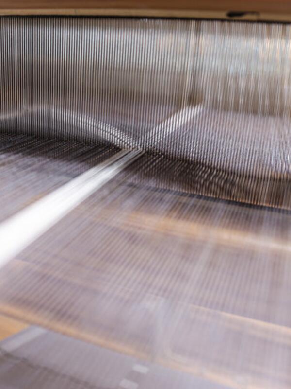 Weberei, Detail auf Webstuhl