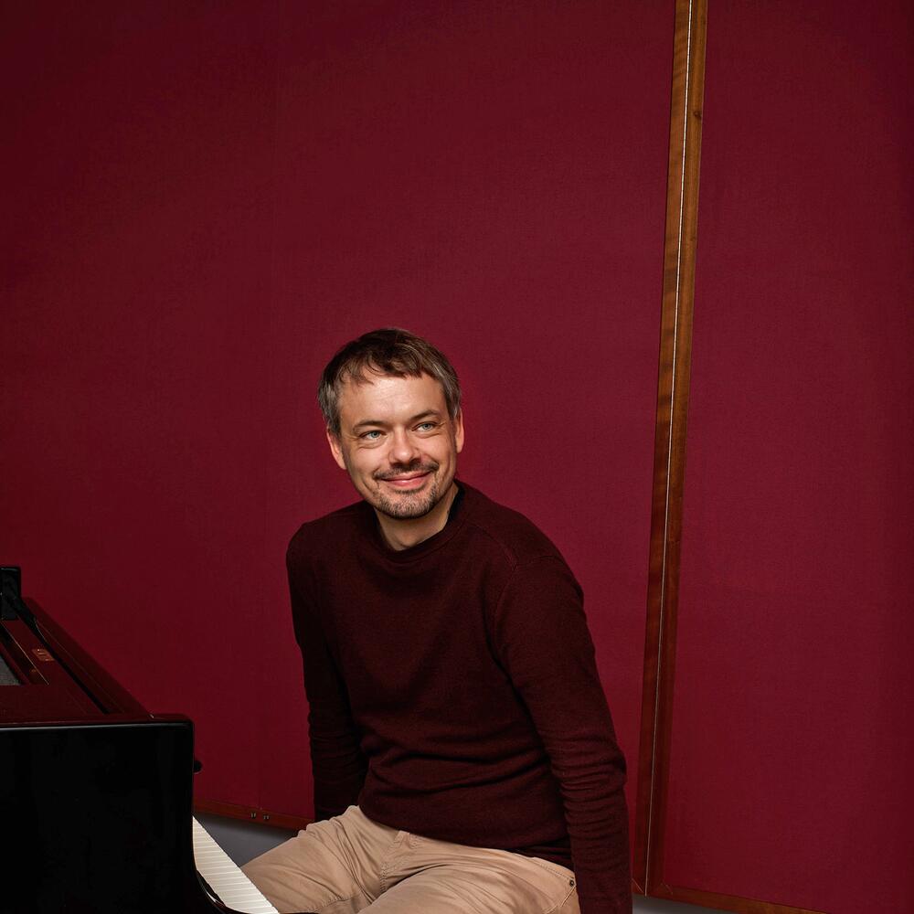 Lukas-Fabian Moser | © Elsa Okazaki Lukas-Fabian Moser | © Elsa Okazaki