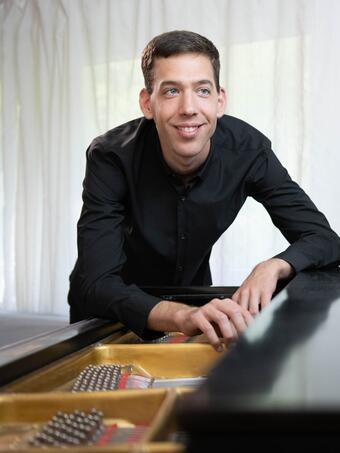 © Barnabás Moldoványi © Barnabás Moldoványi