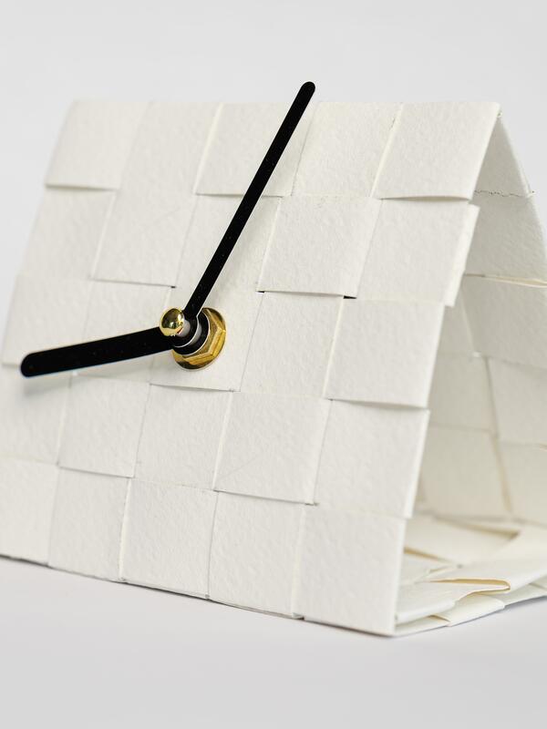 Paperclock | © Julia Kirnich Paperclock | © Julia Kirnich