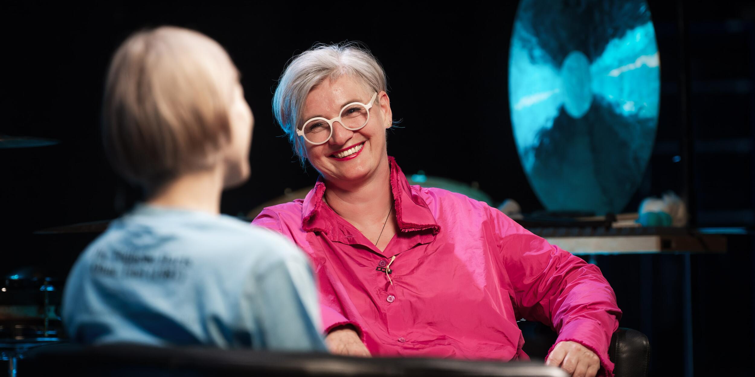 Constanze Wimmer im Gespräch mit Mavie Hörbiger, nachzuhören in unserer Mediathek.  | © Michael Klimt