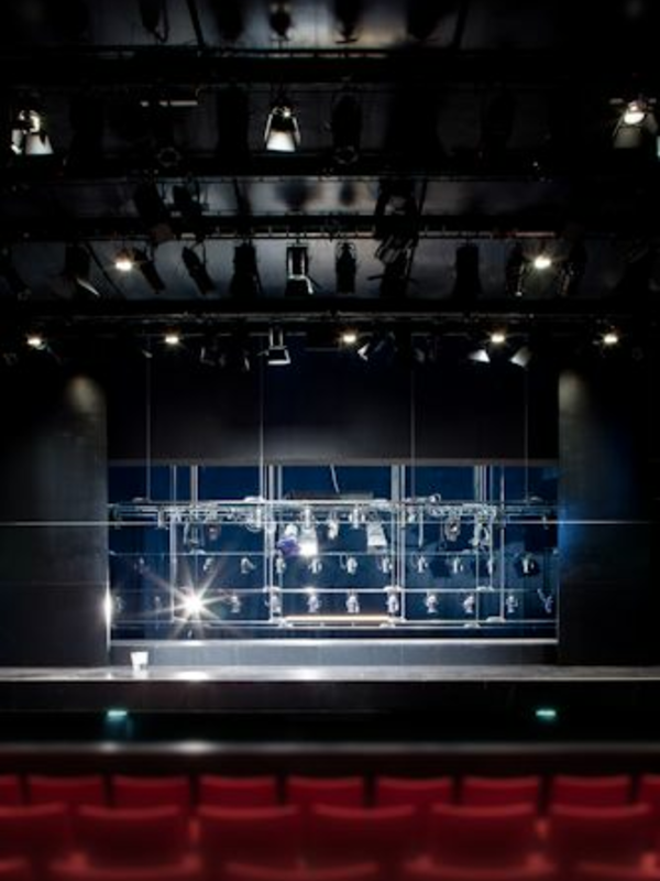 Max Schlereth Saal