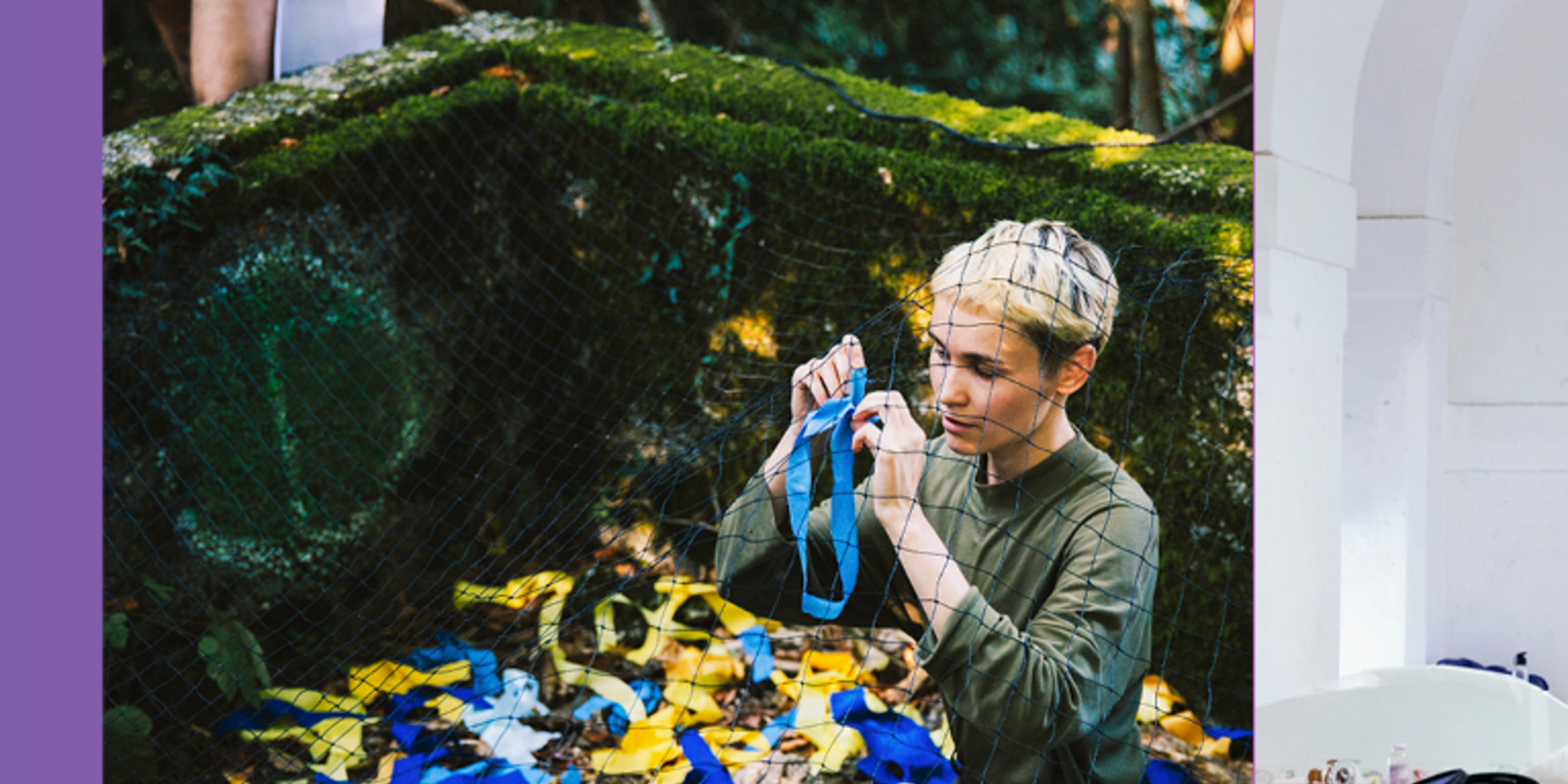 Summer Academy | © Internationale Sommerakademie für bildende Kunst Salzburg rau flechtet Schleifen in einen Maschendrahtzaun | © Internationale Sommerakademie für bildende Kunst Salzburg