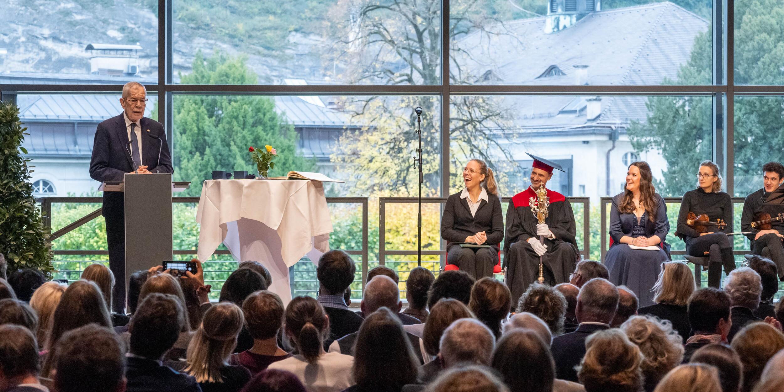 Promotion sub auspiciis von Elisabeth Eder & Ingrid Vukusic | © Christian Schneider
