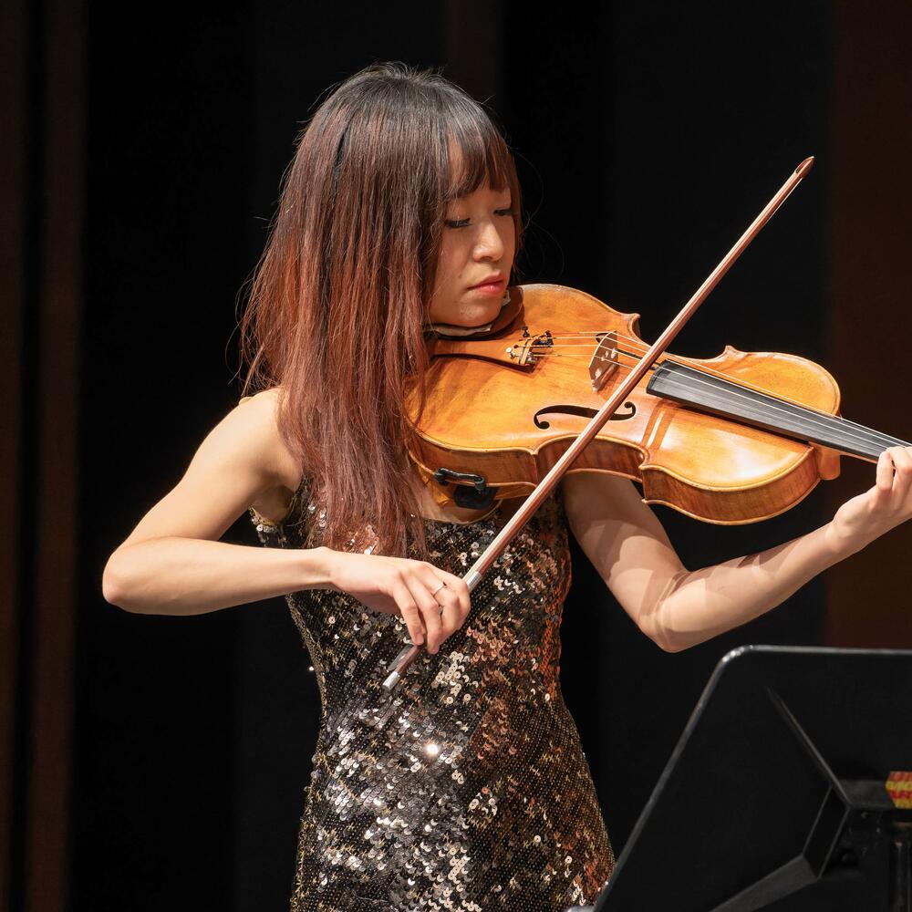 Xinlu Zhang spielt Viola | © Christian Schneider